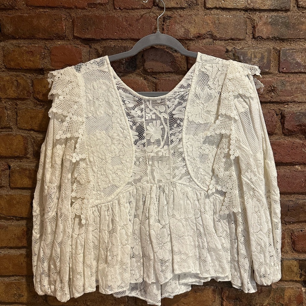 Cute Anthropologie White Lace Top